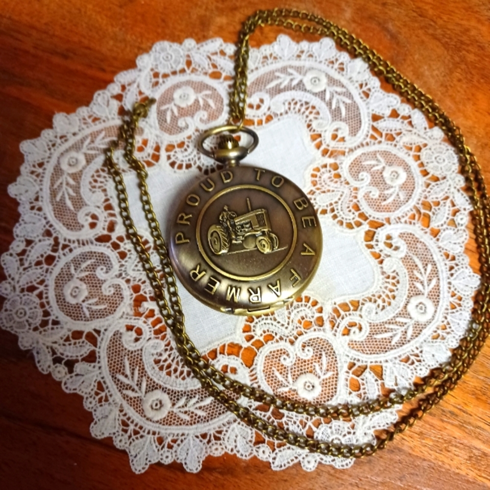 Quartz Bronze/Gold Tractor Proud To Be A Farmer Chain Pocket Watch